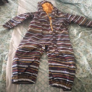 NWOT Columbia rain suit size 18-24 months.